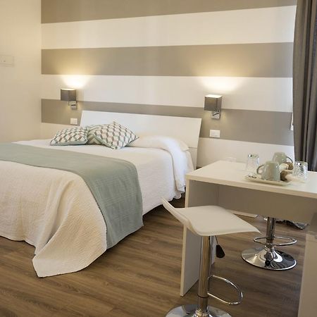 Suite Simonetta Sarzana Ngoại thất bức ảnh